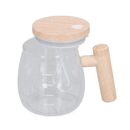 Nórdica — Mixer manual com acabamento em madeira.